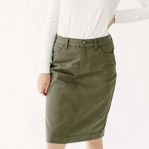 The Main Street Exchange Leah Skirt in True Olive Size 12